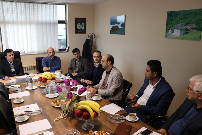 دیدار مسئولین اداره گاز شهرستان رشت با مدیران شهرداری و شورای شهر