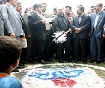 مراسم كلنگ زني (آغاز بكار ) پروژه گازرساني به دهستان تنيان شهرستان صومعه سرا