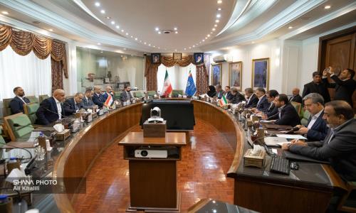 تأکید ایران و عراق بر حل مسایل صادرات گاز و مطالبات مالی